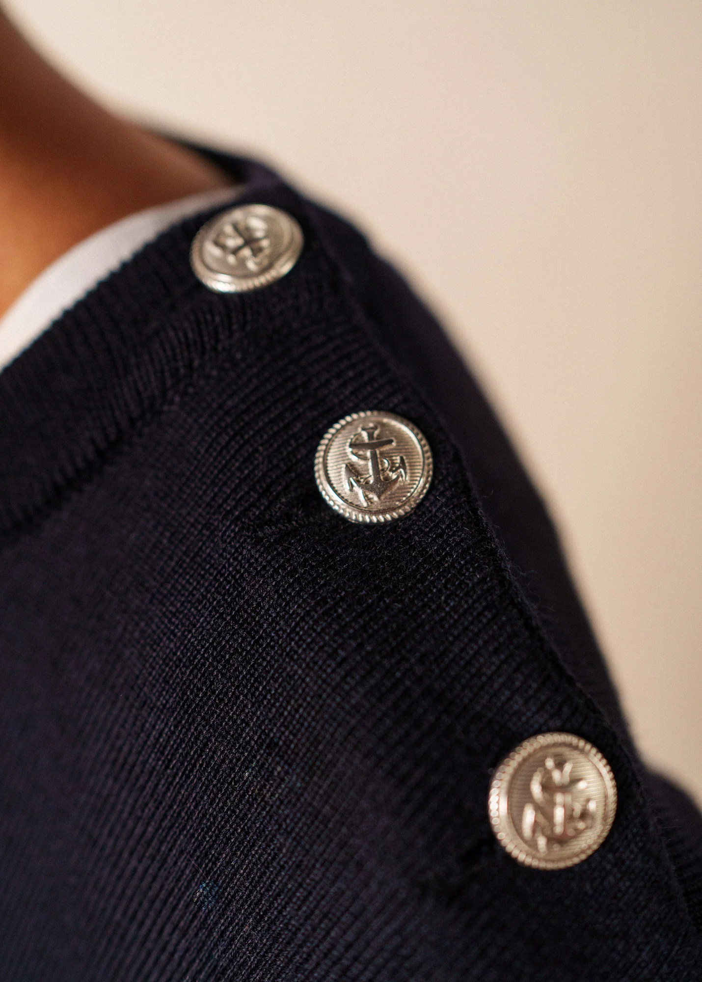 Marée Long Knitted Dress - plain, in wool (NAVY) - Image 5